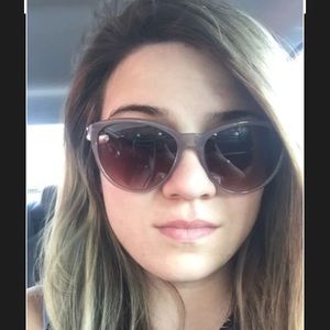 Meet your Posher, Audrey